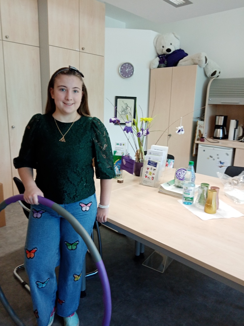 Katja 2. Platz lila Baum
