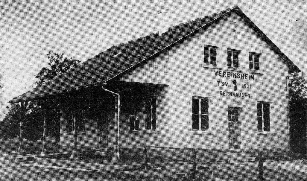 B300